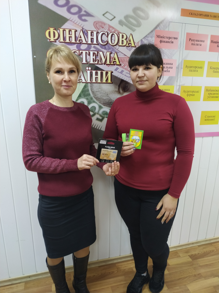 Вітаємо переможницю інтернет-розіграшу!