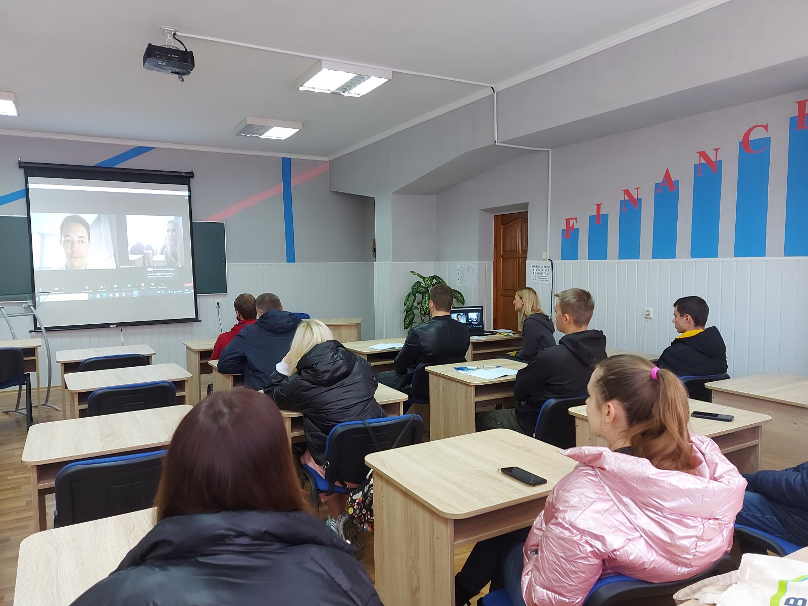 Відкрите бінарне практичне заняття з викладачем Берлінського університету імені Гумбольдтів