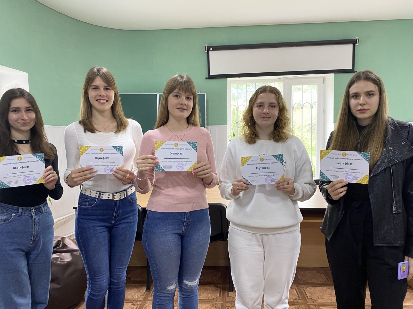 Робота секції фінансів, банківської справи, страхування та фондового ринку студентської наукової конференції, приуроченої 160- річчю від дня народження видатного науковця у галузі біологічних наук, професора Й.К. Пачоського 